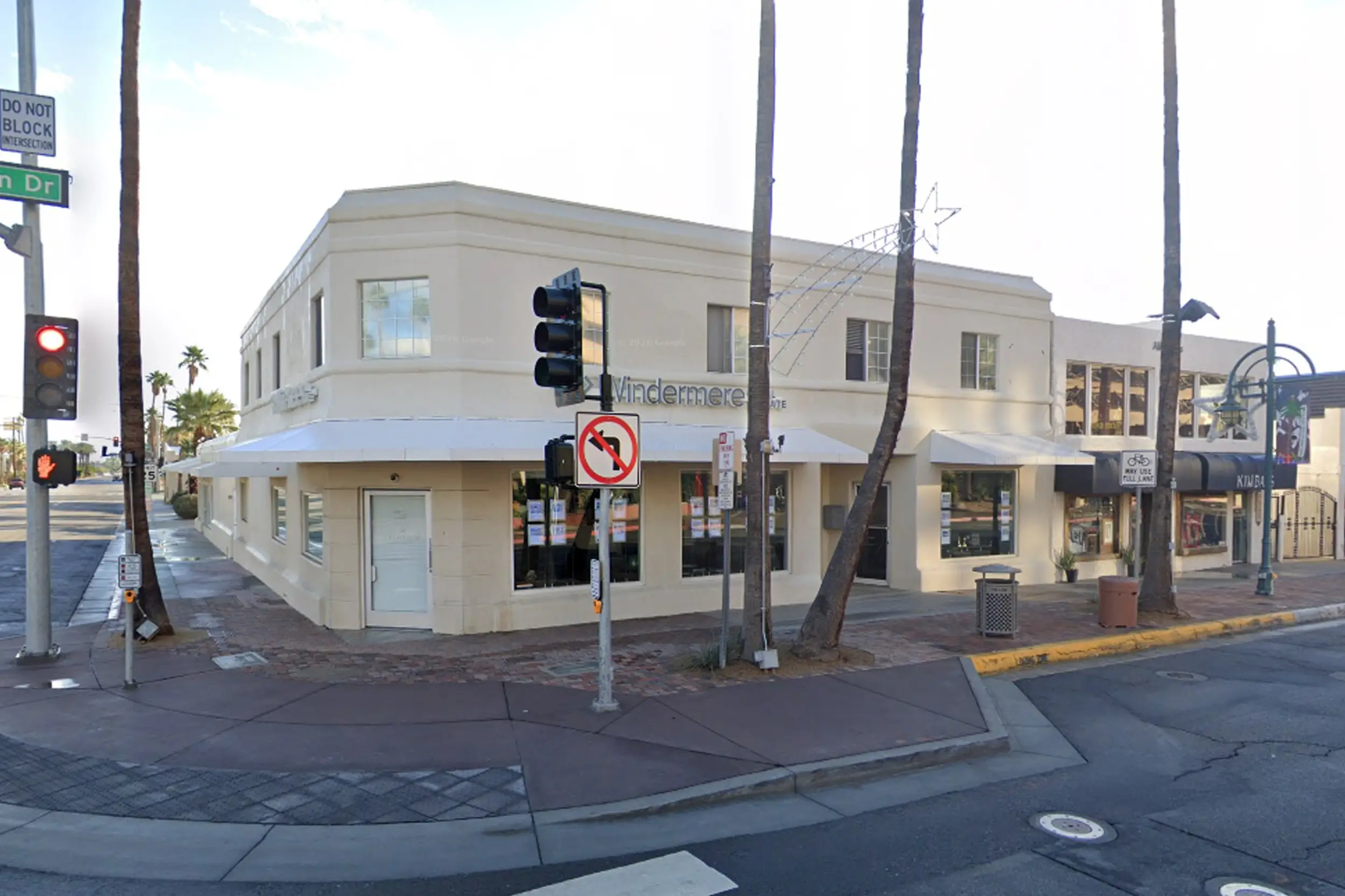 Exterior of Generation Home Loans office in Palm Springs CA