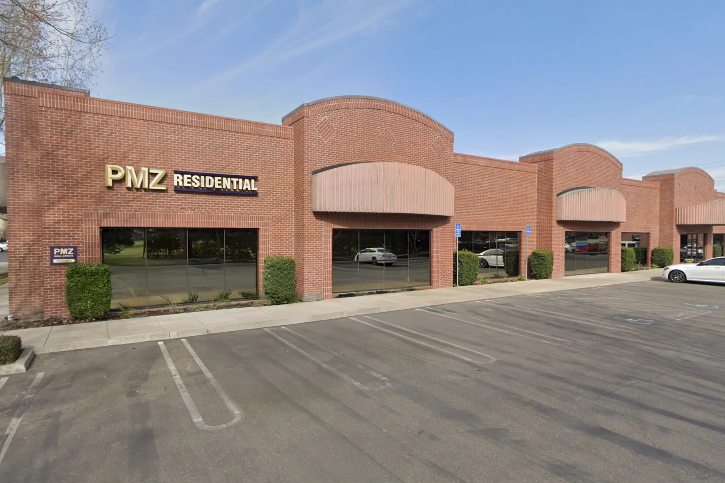 Exterior of GHL mortgage loan office in Stockton, CA
